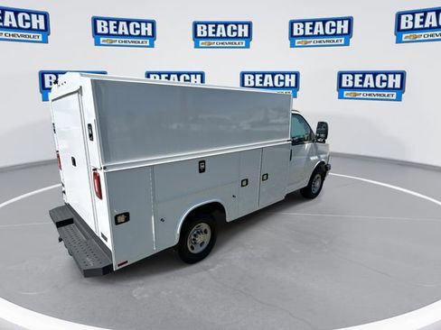 New 2025 Chevrolet Express 3500 w/ Power Convenience Package RWD image 8