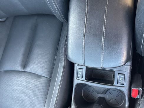 Used 2019 Nissan Rogue Sport SL AWD/4WD image 17