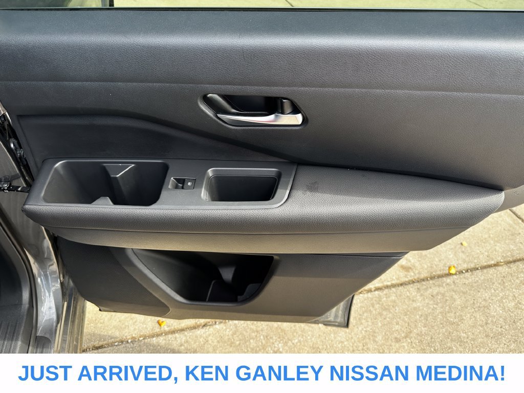 Certified 2026 Nissan Pathfinder SL AWD/4WD image 22