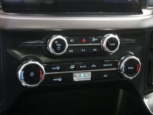 Used 2025 Ford F150 XLT w/ Equipment Group 301A Standard image 19