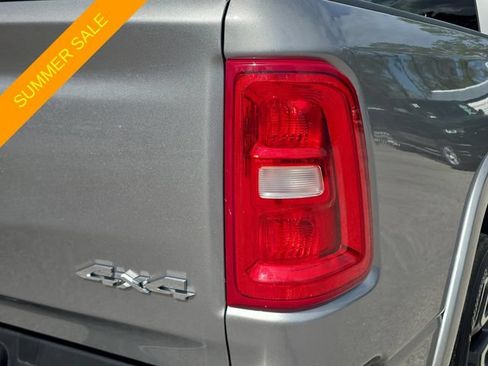 Used 2025 RAM 1500 Laramie AWD/4WD image 8
