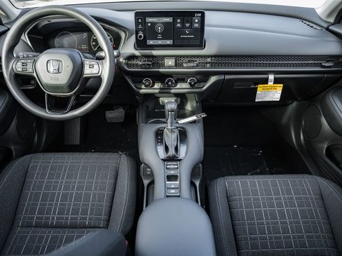 New 2026 Honda HR-V LX image 18