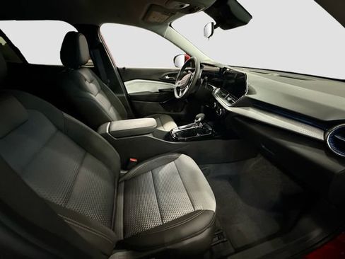 New 2026 Chevrolet Trax LT w/ Driver Confidence Package image 26