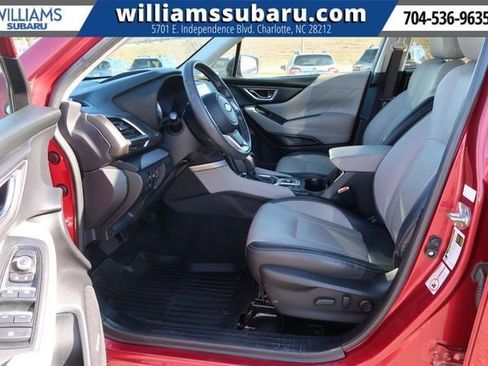 Used 2019 Subaru Forester Limited image 12