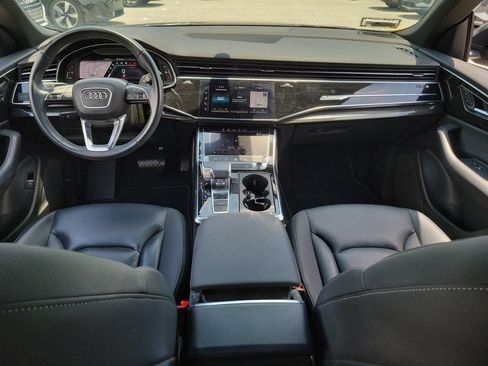 Used 2022 Audi Q8 Premium w/ Convenience Package AWD/4WD image 10