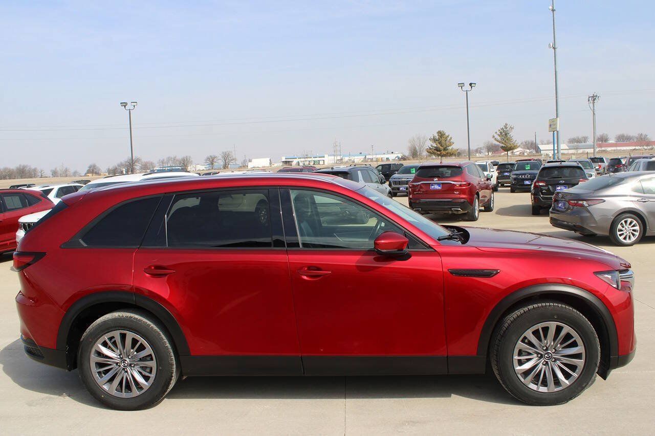 Used 2024 MAZDA CX-90 3.3 Turbo w/ Preferred Plus AWD/4WD image 4