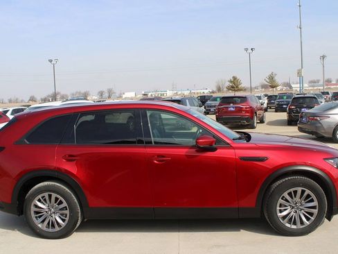 Used 2024 MAZDA CX-90 3.3 Turbo w/ Preferred Plus AWD/4WD image 4
