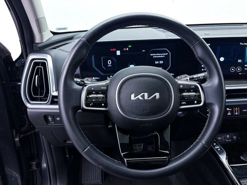 Certified 2024 Kia Sorento SX AWD/4WD image 32