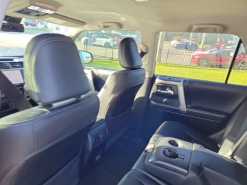 Used 2023 Toyota 4Runner TRD Sport AWD/4WD image 11