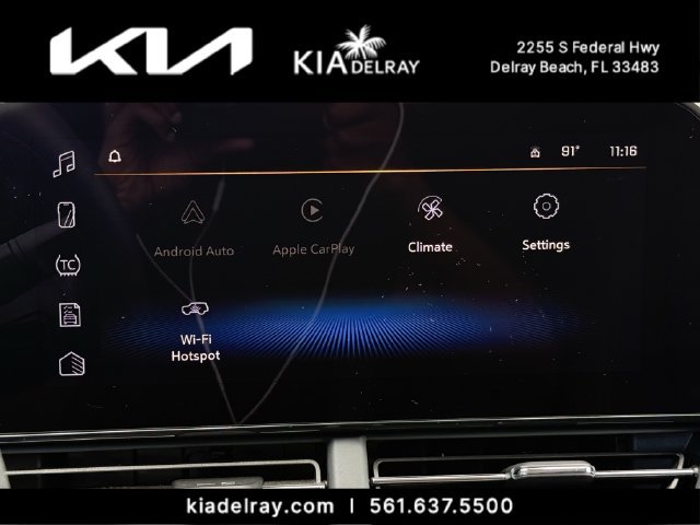 Used 2024 Chevrolet Trax LT FWD image 18