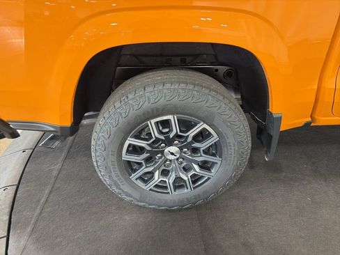 New 2026 Chevrolet Colorado Z71 w/ Technology Package AWD/4WD image 36