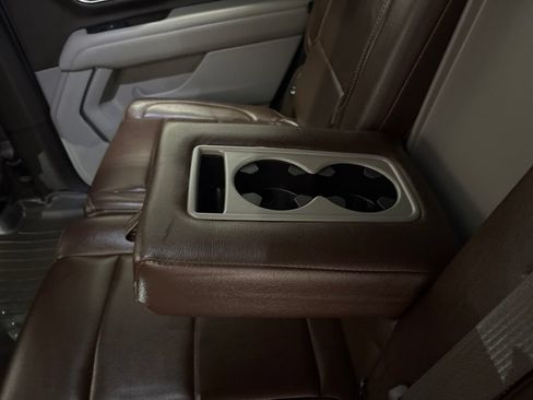 Used 2022 GMC Yukon SLE w/ Max Trailering Package AWD/4WD image 30