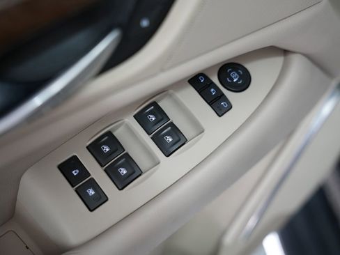 Used 2018 Cadillac Escalade Premium Luxury image 47