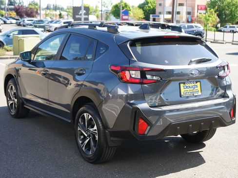 Used 2024 Subaru Crosstrek 2.0i Premium AWD/4WD image 5