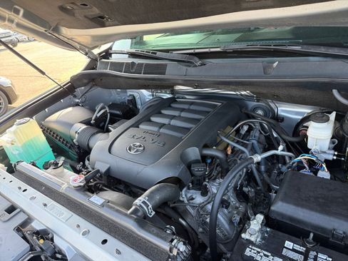 Used 2020 Toyota Tundra SR5 image 16