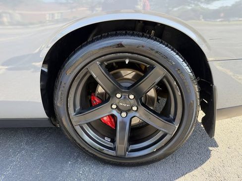Used 2020 Dodge Challenger SRT Hellcat RWD image 33