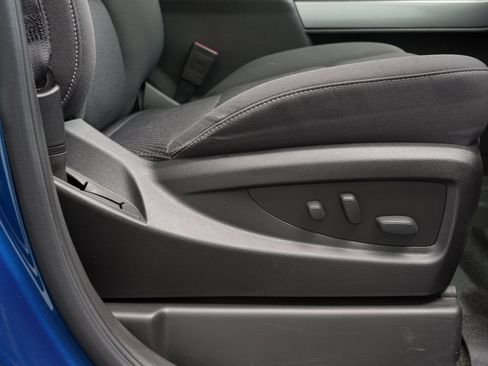 Used 2018 Chevrolet Silverado 1500 LT w/ All Star Edition AWD/4WD image 28