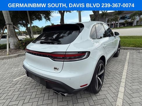 Used 2022 Porsche Macan S AWD/4WD image 8