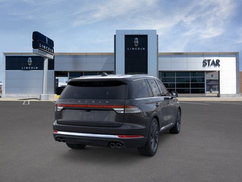 New 2026 Lincoln Aviator Reserve w/ Luxury Package AWD/4WD image 8