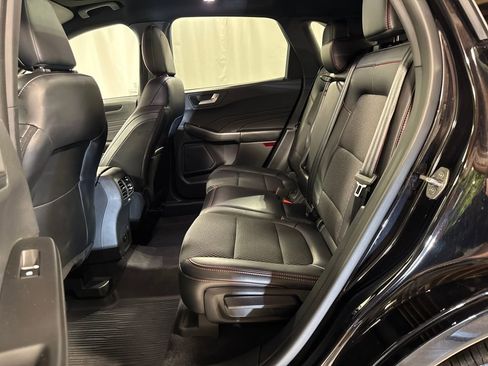 Used 2023 Ford Escape ST-Line w/ Tech Pack #1 image 6