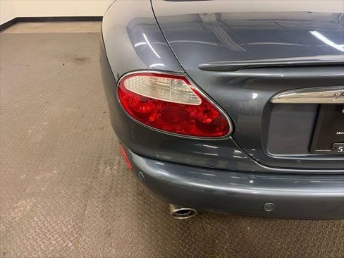 Used 2001 Jaguar XK8 Convertible image 7
