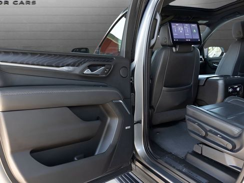Used 2021 GMC Yukon XL Denali w/ Denali Ultimate Package AWD/4WD image 50