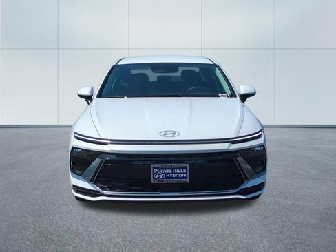 New 2026 Hyundai Sonata SEL FWD image 2