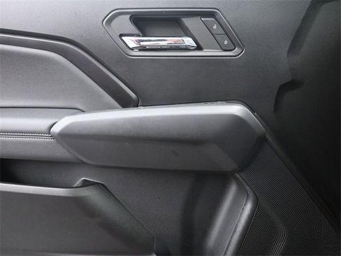 Used 2024 Chevrolet Colorado LT w/ LT Convenience Package III image 25