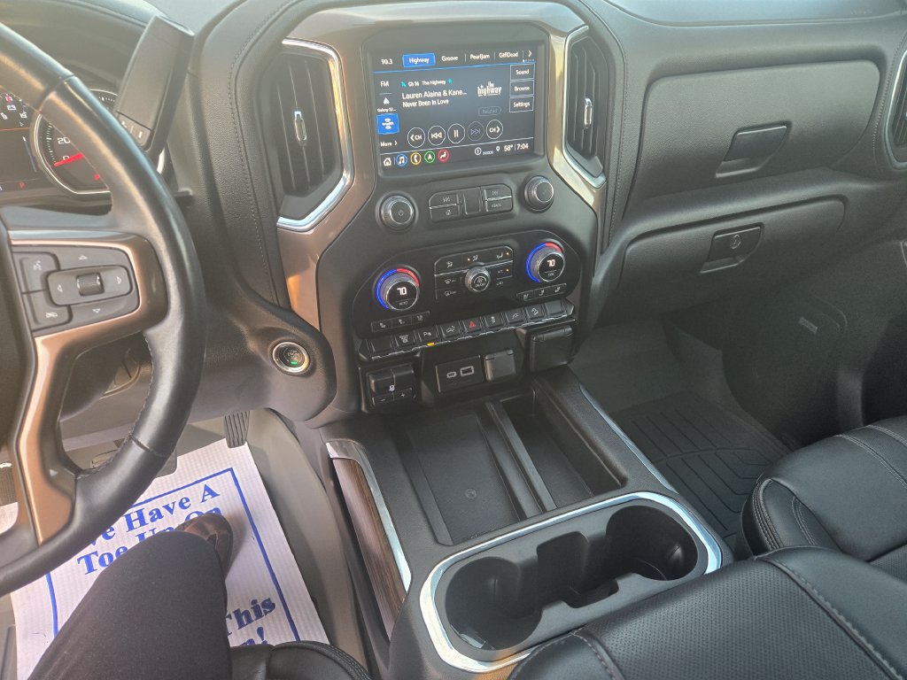 Used 2023 Chevrolet Silverado 2500 High Country w/ Z71 Off-Road Package AWD/4WD image 9