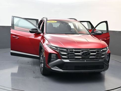 Used 2025 Hyundai Tucson XRT FWD image 30