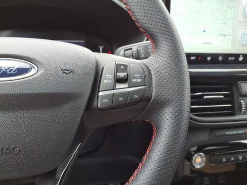 Certified 2024 Ford Escape ST-Line w/ Tech Pack #1 image 18