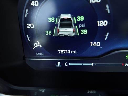 Used 2022 Chevrolet Silverado 1500 LT image 22