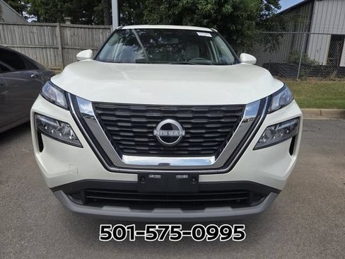 Used 2023 Nissan Rogue SV AWD/4WD image 7