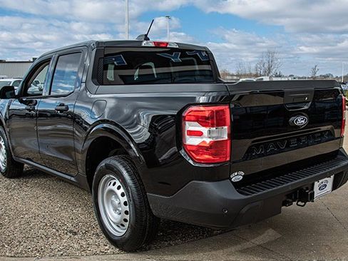 New 2026 Ford Maverick XL image 3