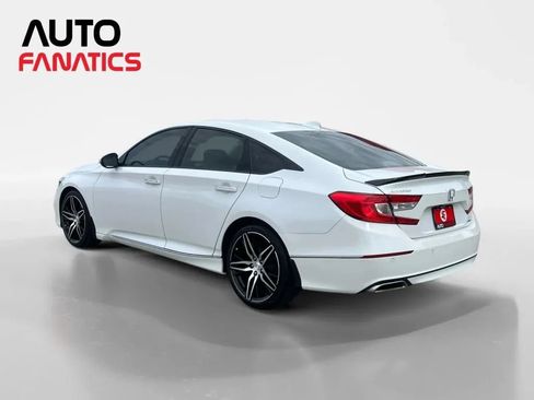 Used 2021 Honda Accord Touring image 3