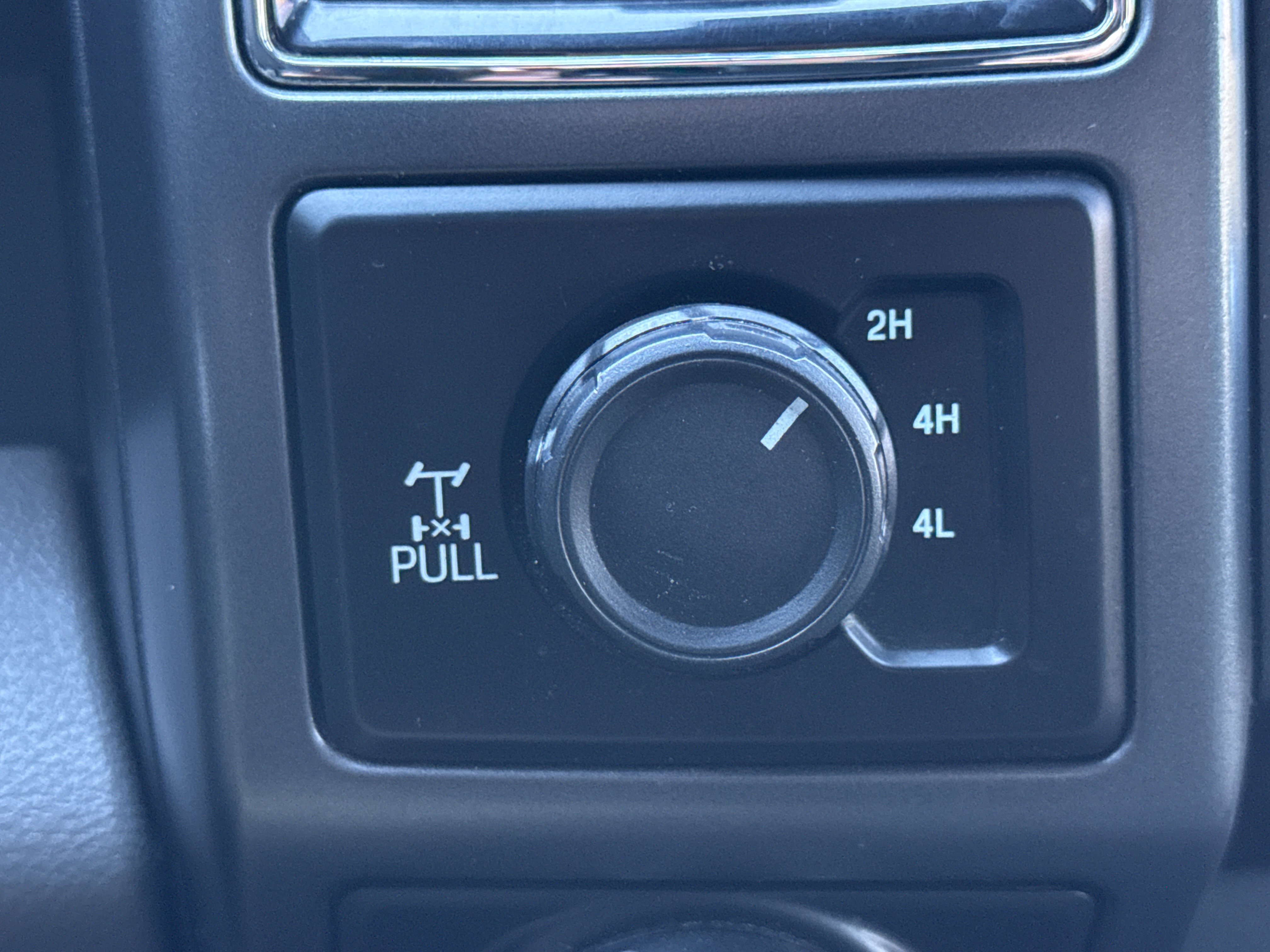 Used 2017 Ford F150 XLT w/ Equipment Group 302A Luxury AWD/4WD image 40