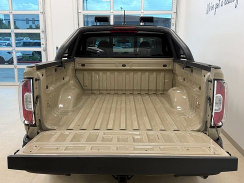Used 2022 GMC Canyon Elevation RWD image 8