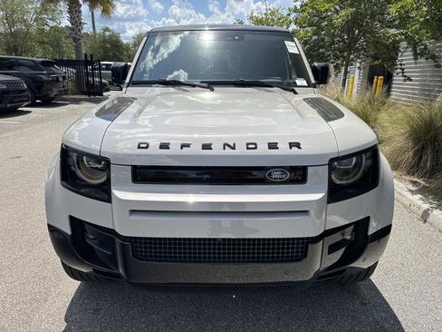New 2026 Land Rover Defender 110 X-Dynamic SE AWD/4WD image 8