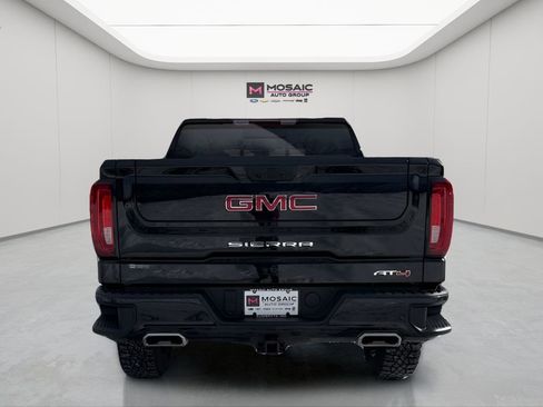 Used 2025 GMC Sierra 1500 AT4 w/ AT4 Premium Package image 6