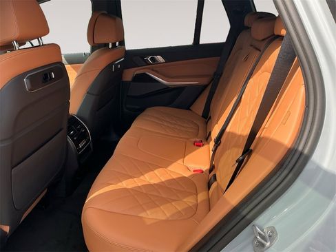 New 2026 BMW X5 xDrive40i w/ M Sport Package image 13
