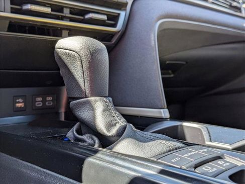 Used 2025 Toyota Camry LE w/ Convenience Package image 13