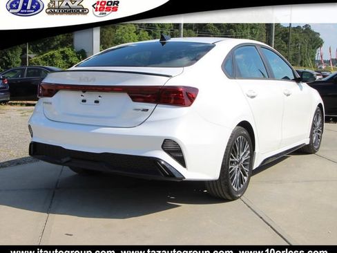 Used 2023 Kia Forte GT-Line w/ GT-Line Premium Package FWD image 6