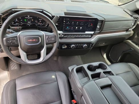 Used 2024 GMC Sierra 1500 SLT AWD/4WD image 15