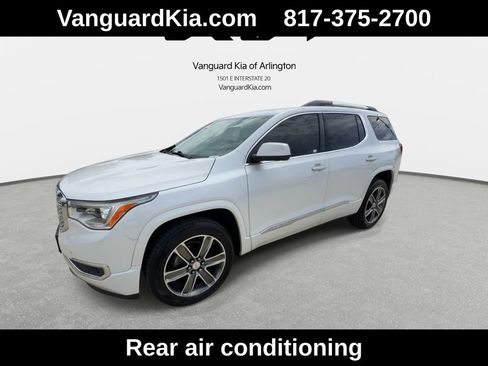 Used 2019 GMC Acadia Denali w/ Technology Package FWD image 4
