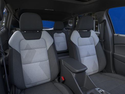 New 2026 Chevrolet Trax RS w/ Sunroof Package FWD image 40
