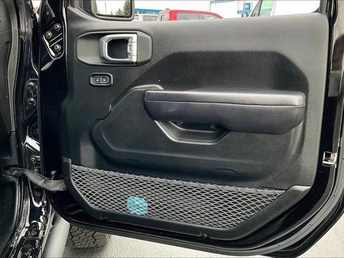 Used 2020 Jeep Gladiator Rubicon image 22