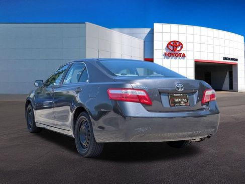 Used 2009 Toyota Camry FWD image 10