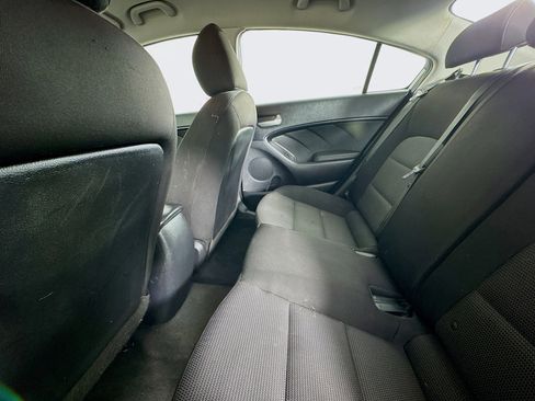 Used 2017 Kia Forte LX image 22