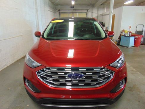 Used 2022 Ford Edge SEL w/ Convenience Package AWD/4WD image 3