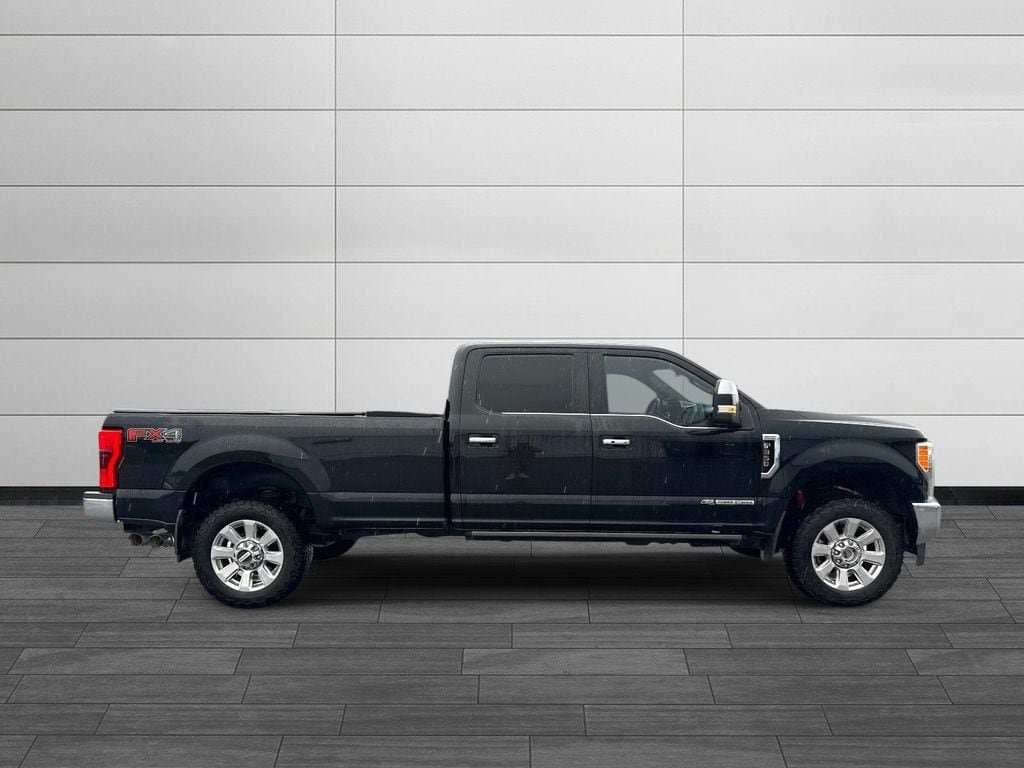 Used 2017 Ford F350 Platinum AWD/4WD image 2
